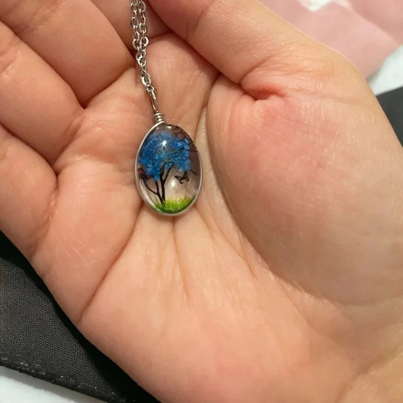 Resin Flower Pressed & Tree Oval Pendant Charm Stainless Steel Necklace - Picture 1 of 2